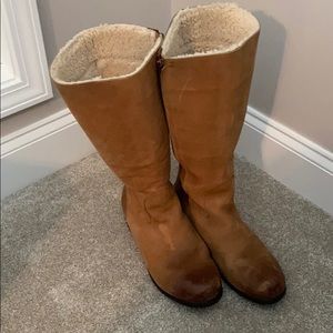 UGG Australia sherpa lined leather tall boots